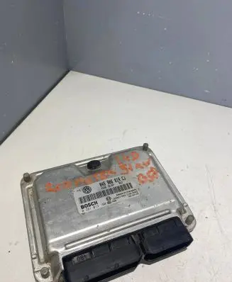 Skoda Roomster (5J) Engine control unit/module 045906019CJ 1039S17683 0281013180