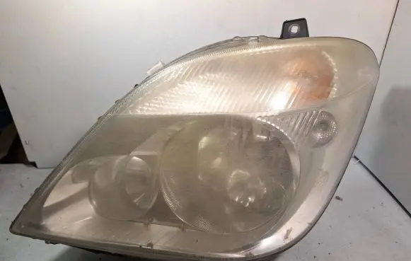 Mercedes-Benz Sprinter W906 Headlight/headlamp 1EB24701201 A9068200161