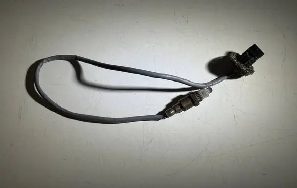 BMW 7 G11 G12 Lambda probe sensor 8650475