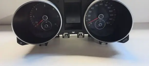 Volkswagen Golf VI Speedometer (instrument cluster) 5K0920960J 082414 0905010085