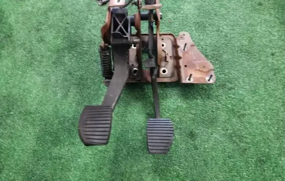 Citroen C4 I Pedal assembly 