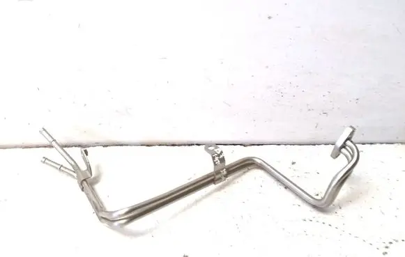 Volkswagen PASSAT B8 Brake vacuum hose/pipe 04E122157M