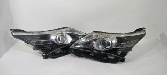 Toyota Avensis T270 Headlights/headlamps set 14235347322