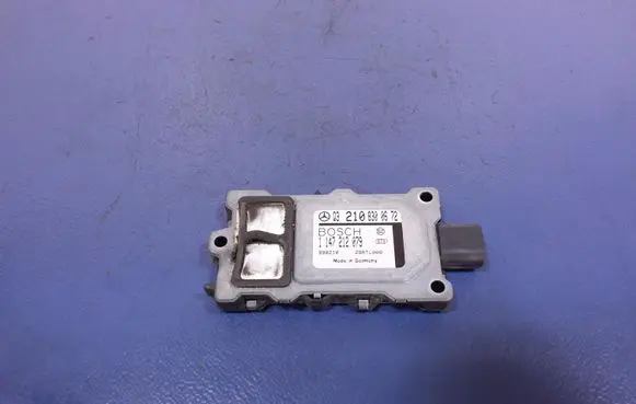 Mercedes-Benz E W210 Sensor 2108300672