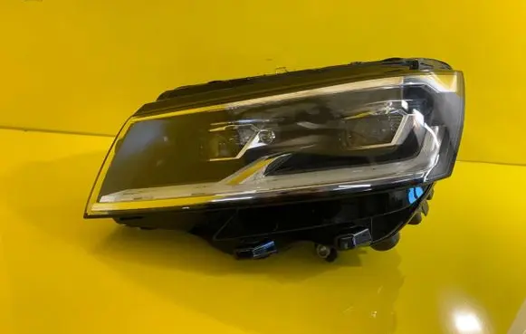Volkswagen Multivan T6 Headlight/headlamp 7L1941774A