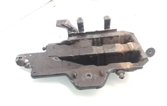 Battery tray