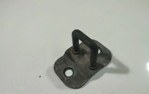 Opel Insignia A Rear door lock loop/hook striker 