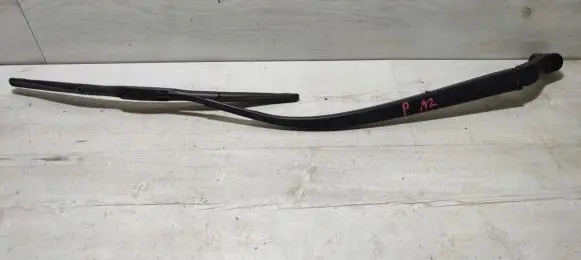 Mazda 2 Front wiper blade arm