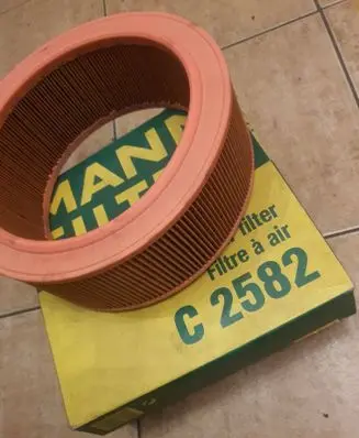 Ford Transit Air filter C2582