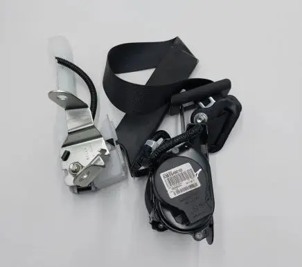 Nissan Leaf II (ZE1) Front seatbelt 638264901D