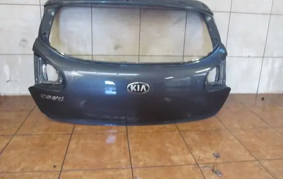 KIA Ceed Tailgate/trunk/boot lid