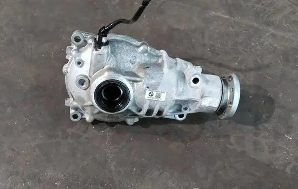 BMW X5 G05 Front differential 10425762