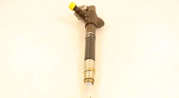 Toyota Verso Fuel injector 23670-0R100
