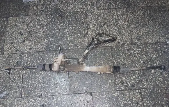 Opel Zafira A Steering rack