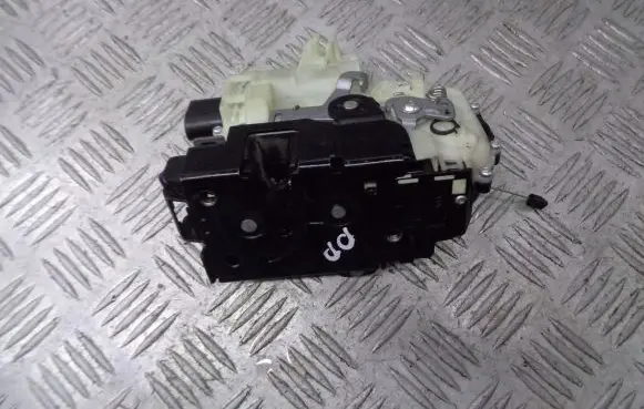 Seat Toledo II (1M) Front door lock
