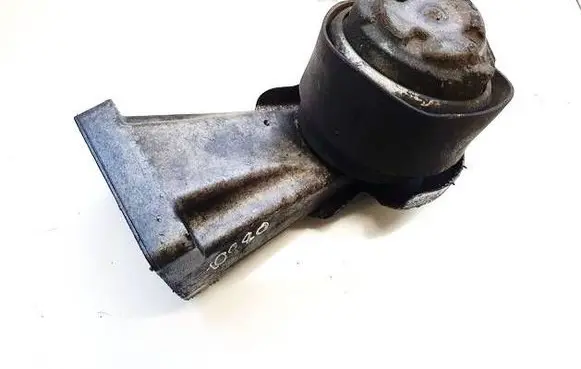 Mercedes-Benz E W211 Engine mount bracket a6112230804