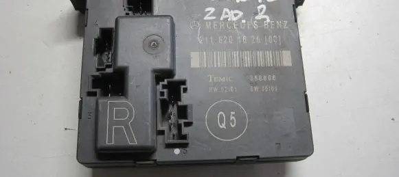 Mercedes-Benz E W211 Door control unit/module A2118201626