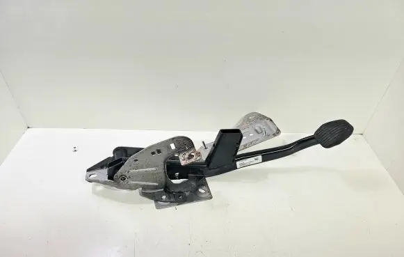 Volvo V40 Brake pedal 31381466