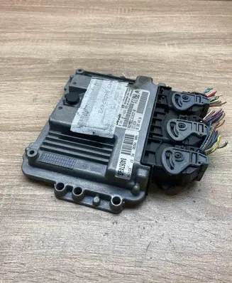 Citroen C4 I Engine control unit/module ECU 9658944580 0281011629 withplug