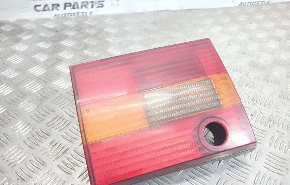 Volkswagen PASSAT B4 Tailgate rear/tail lights 3A9945108