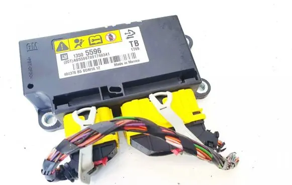 Opel Insignia A Airbag control unit/module 13505596