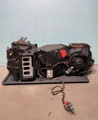 Porsche 911 996 Interior heater climate box assembly housing 99657301111 99662410700