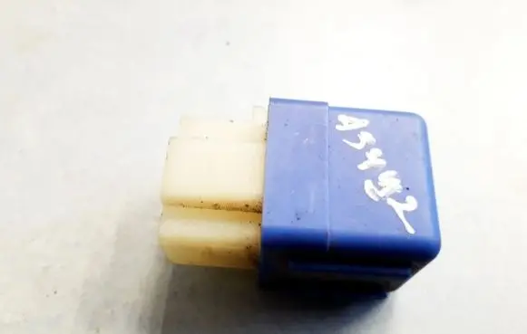 Nissan Almera Other relay 2523079981