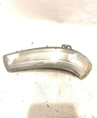 Volkswagen PASSAT B6 Mirror indicator light 1K0949101 4251453