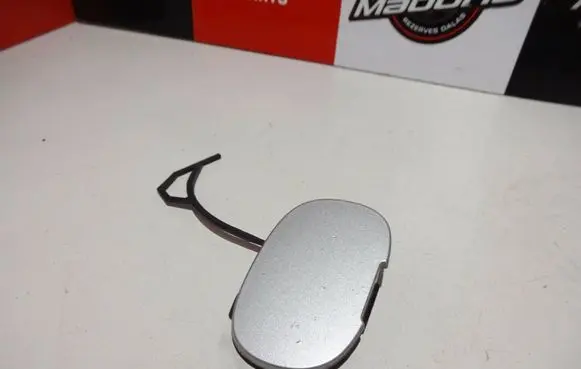 Volvo S80 Front tow hook cap/cover 30655115
