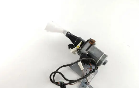 Mercedes-Benz Sprinter W906 Sliding door latching motor A9067604203 08W46Q03