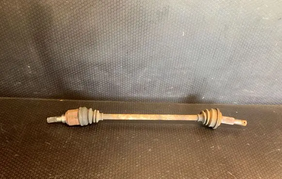 Nissan X-Trail T30 Rear driveshaft