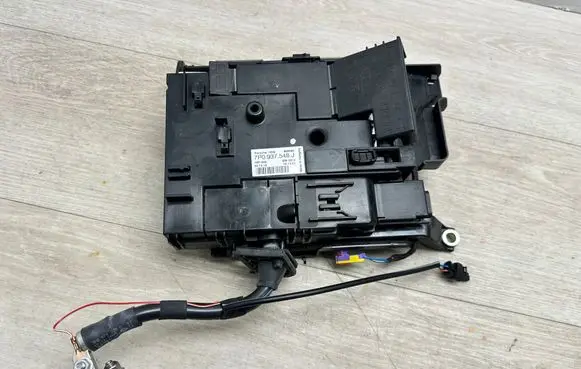 Porsche Cayenne (92A) Fuse module 7P0937548J
