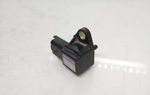 Suzuki Grand Vitara II Air pressure sensor 1859067G00 0798005780