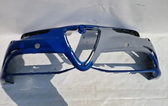 Alfa Romeo Giulia Front bumper