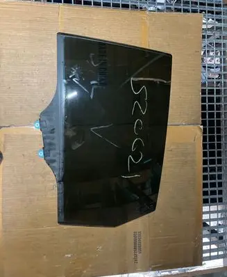 Honda CR-V Rear door window glass
