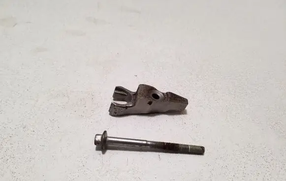Land Rover Evoque II Fuel Injector clamp holder