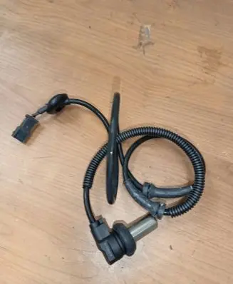 Audi A4 S4 B5 8D ABS brake wheel speed sensor 8D0927803