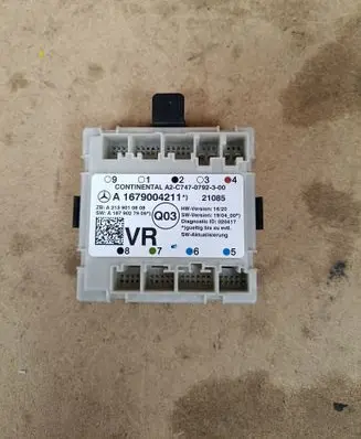 Mercedes-Benz GLC C253 Door control unit/module A1679004211
