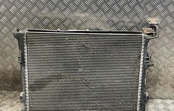 KIA Ceed Coolant radiator 253101H000