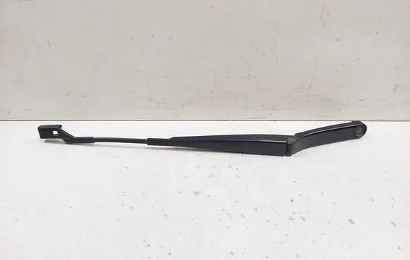 Front wiper blade arm