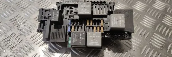 Mercedes-Benz C W205 Fuse module A2229063202