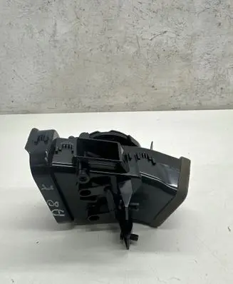 Audi A8 S8 D4 4H Cabin air duct channel 4H1819353A 03882