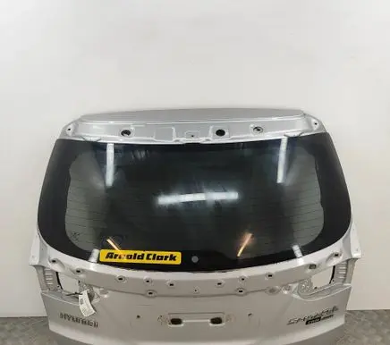 Hyundai Santa Fe Tailgate/trunk/boot lid 737002W520