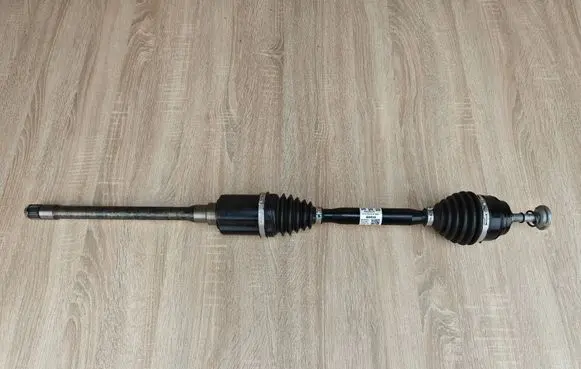 BMW X4 G02 Front driveshaft 8643184