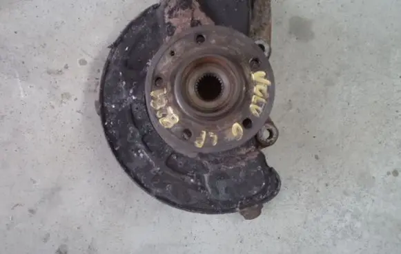 Volvo S70 V70 V70 XC Front wheel hub spindle knuckle