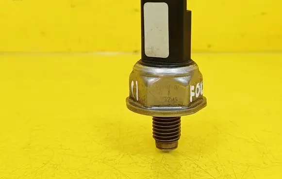 Ford Focus Fuel pressure sensor 55PP0202