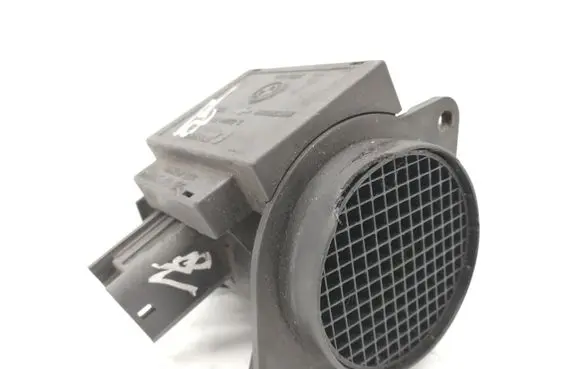 BMW 5 E39 Mass air flow meter 72218400