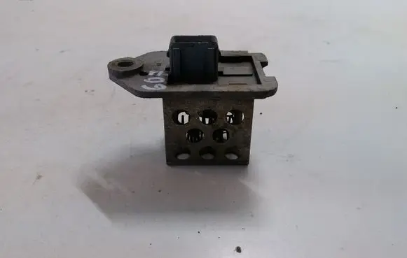 Peugeot 607 Fan control module 9641212580