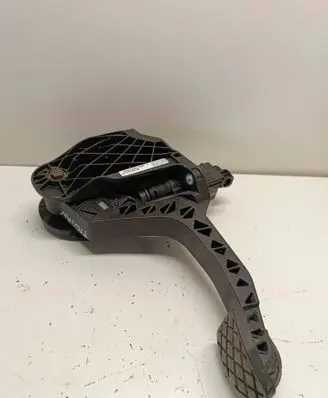 Volkswagen Tiguan Clutch pedal 3C1721059BB