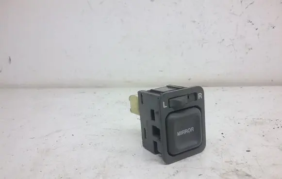 Honda CR-V Wing mirror switch 1834981